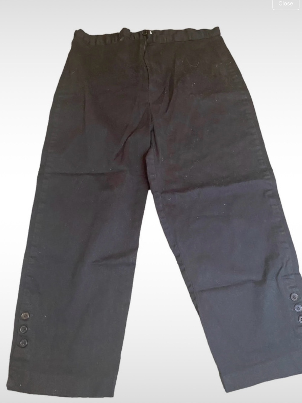 Women's Black Wide-Leg Capris with Button Cuff